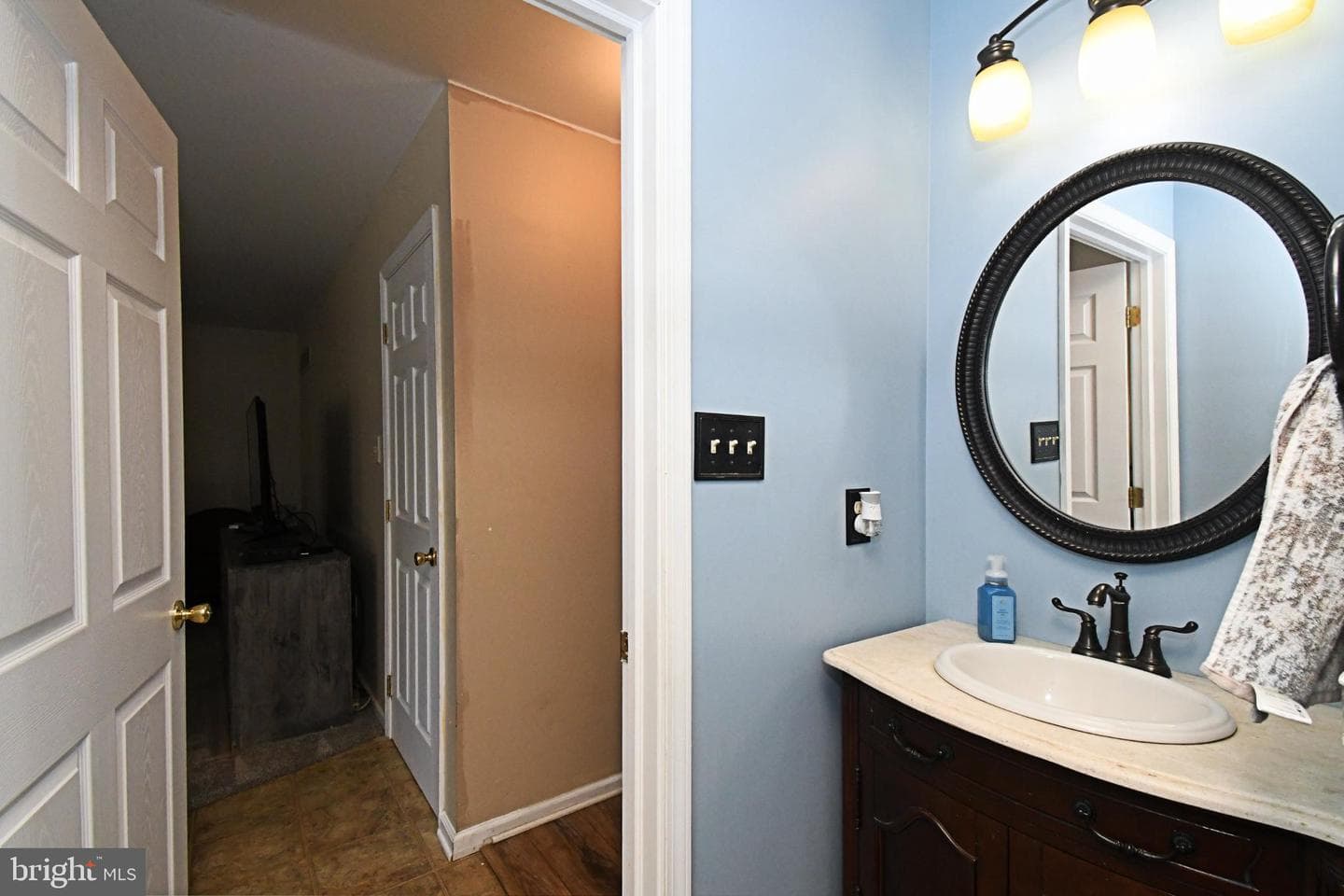 306 Kingston Drive photo 23