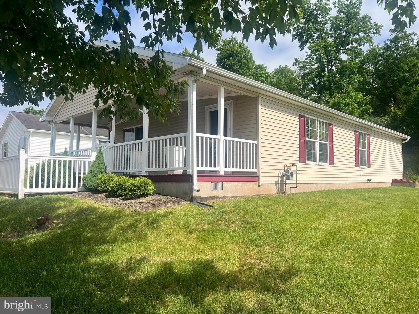66 Random Road, Douglassville