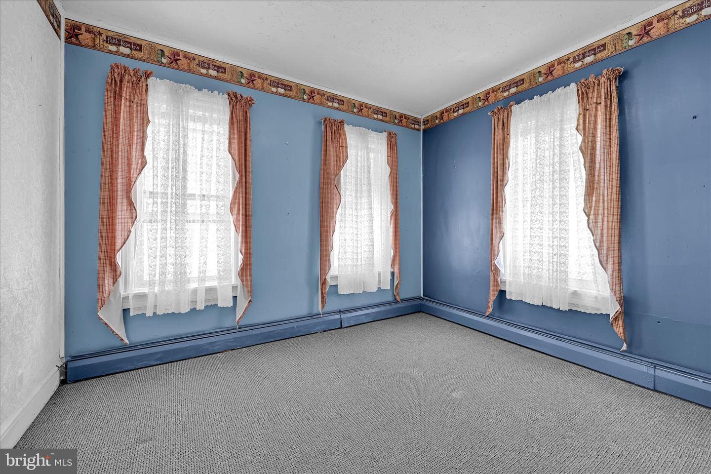 147 Walnut Street photo 18