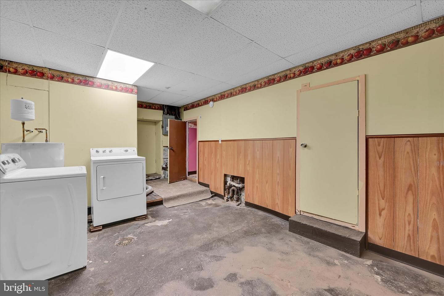 147 Walnut Street photo 34