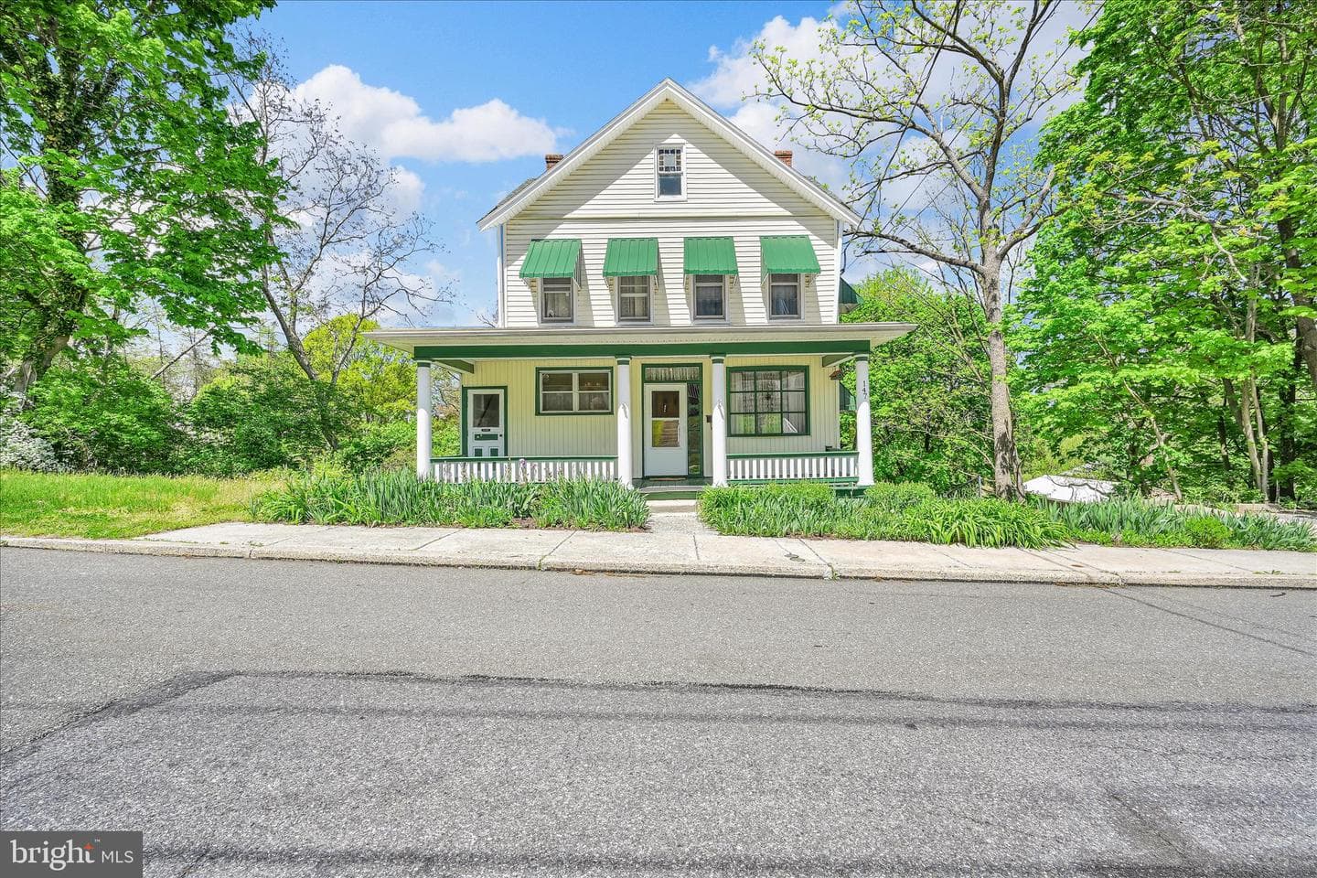 147 Walnut Street photo 4