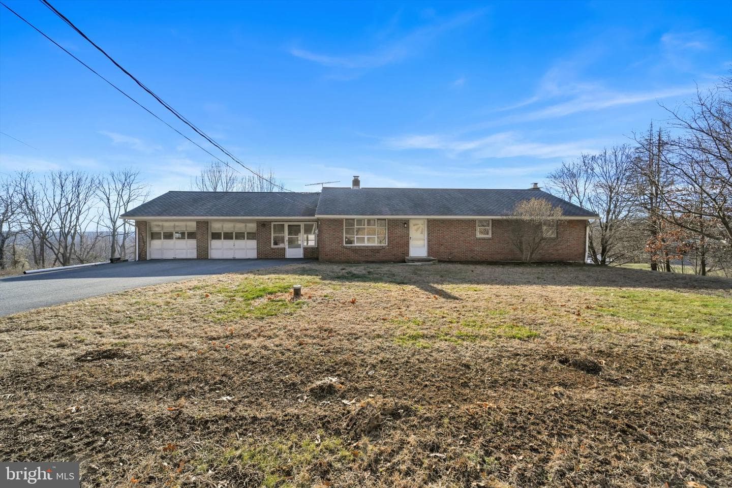 3137 E Galen Hall Road, Reinholds