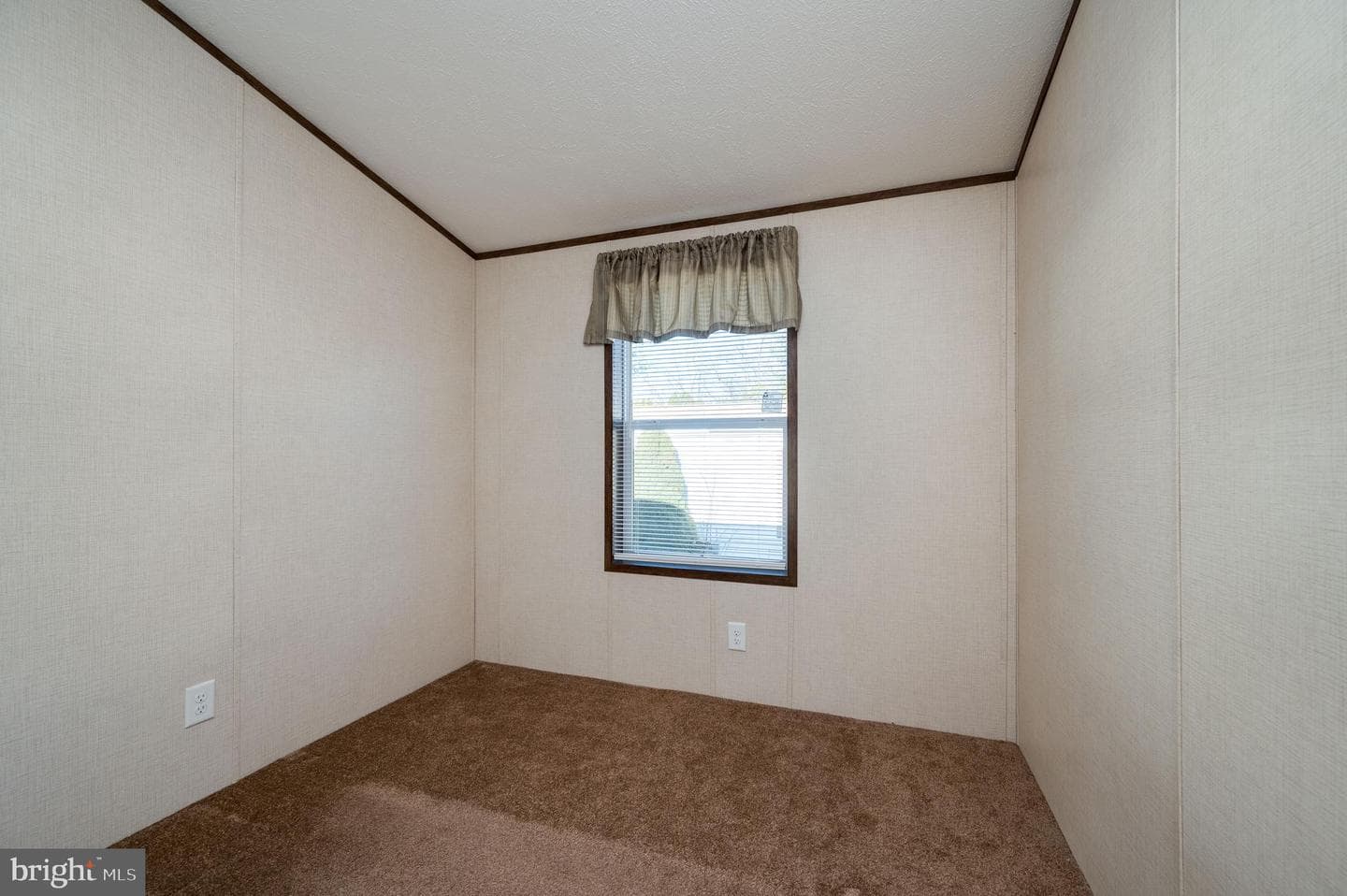 312 Hampshire Avenue photo 20
