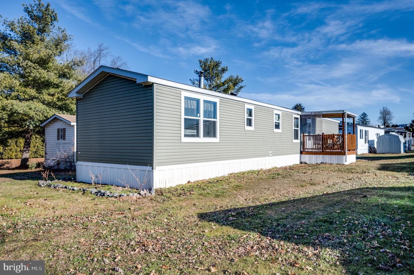 312 Hampshire Avenue photo 4