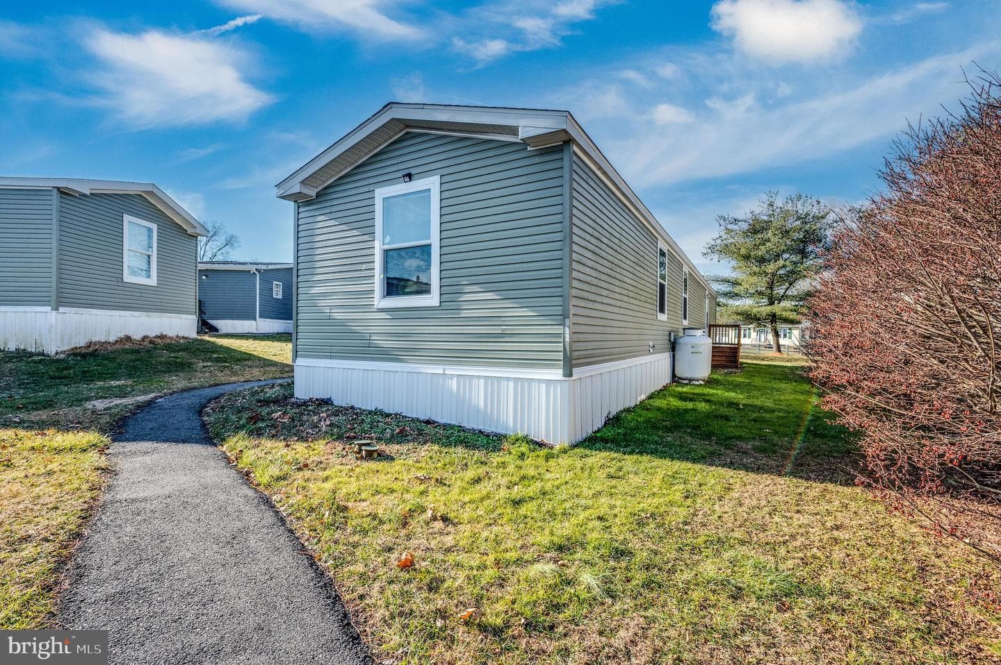312 Hampshire Avenue photo 6
