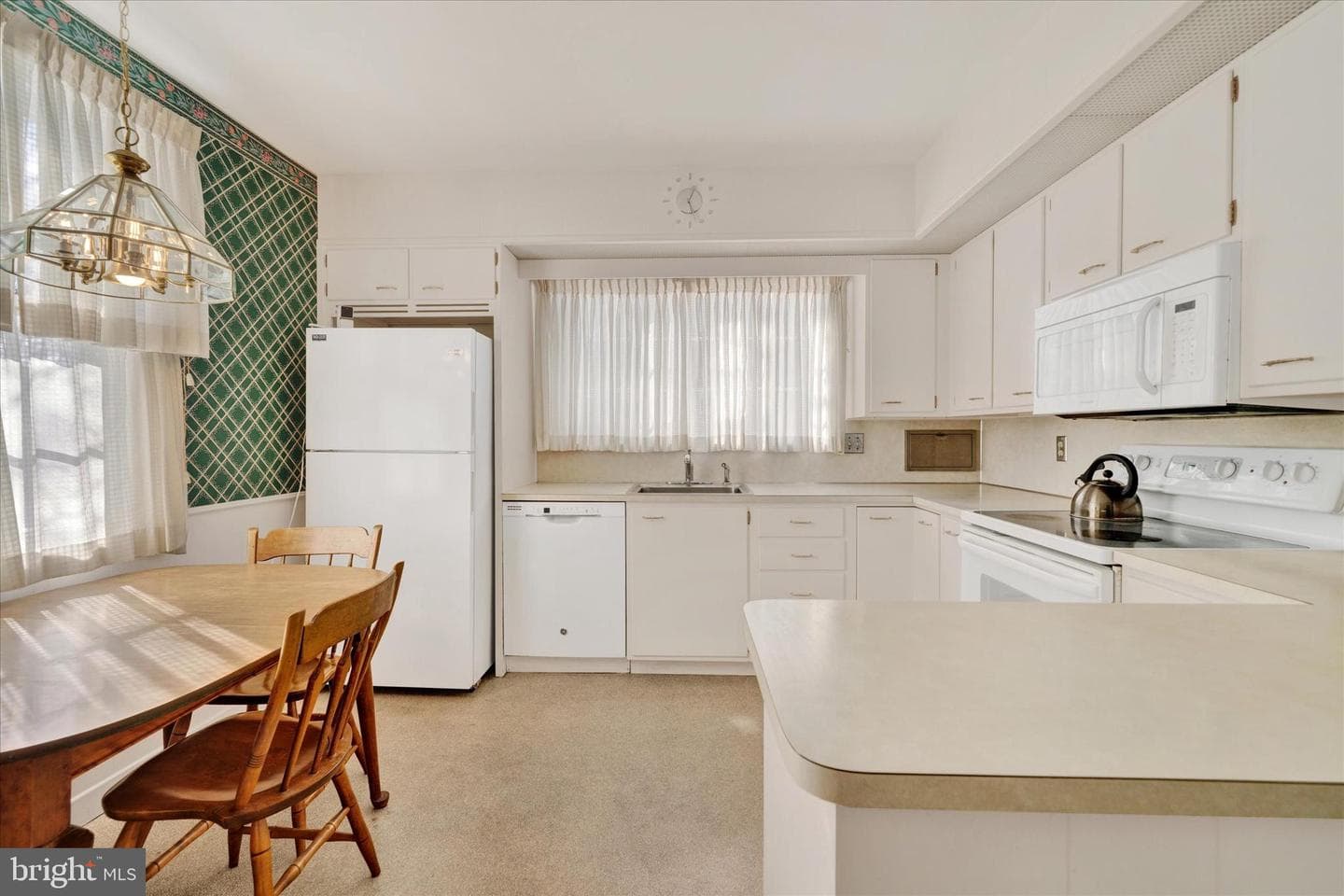 1318 Reading Boulevard photo 11