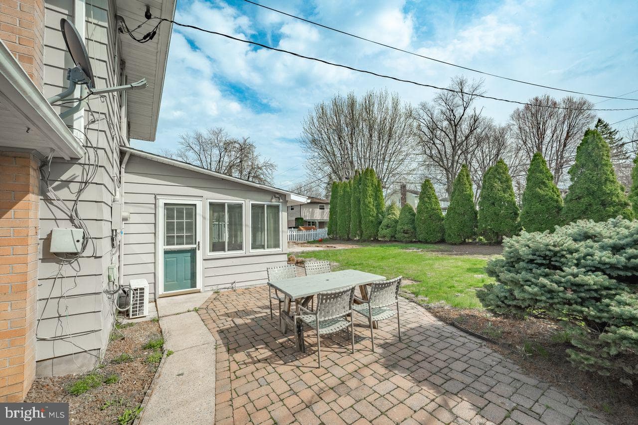 204 High Blvd photo 5