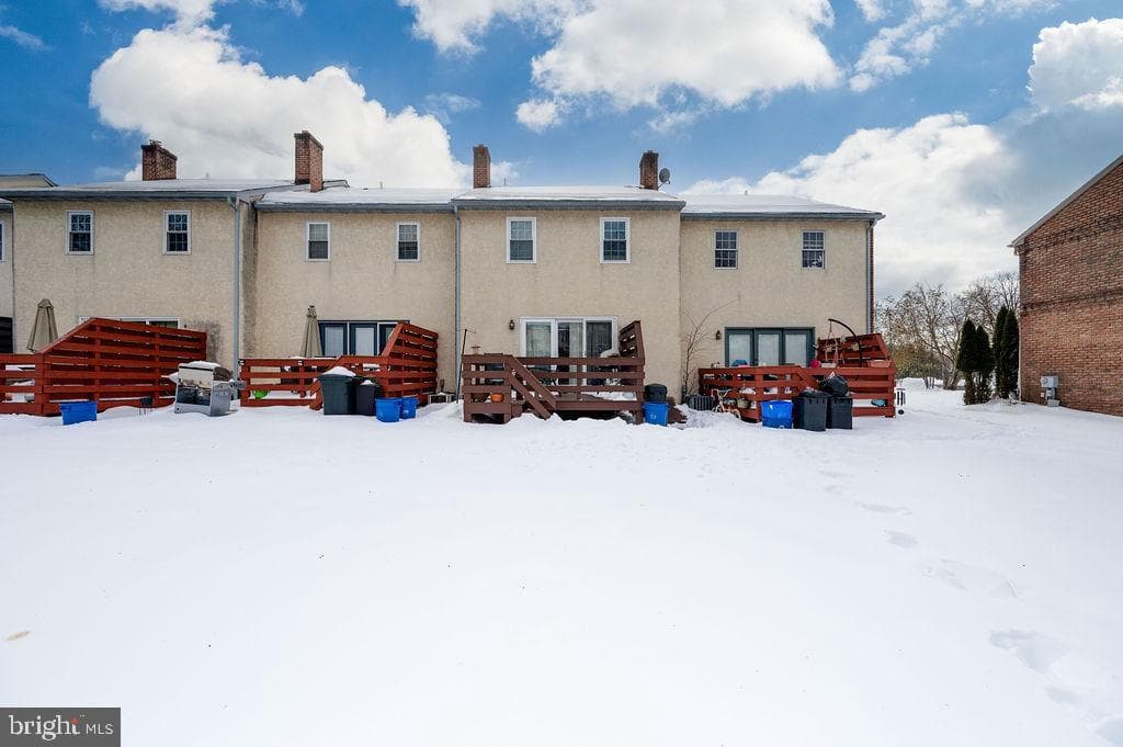 71 Winchester Court photo 32