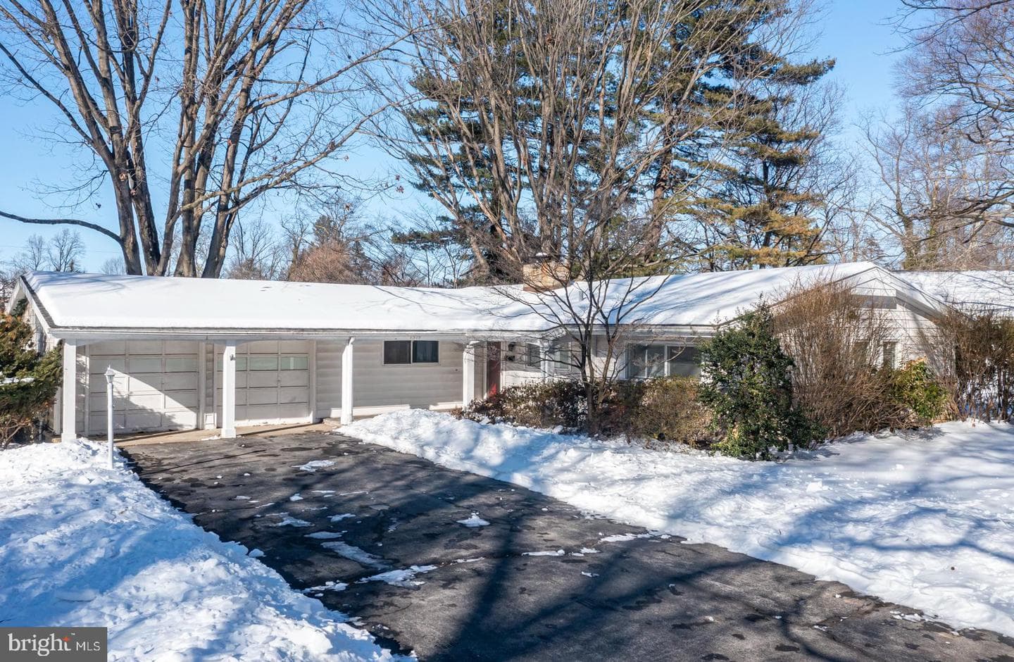1519 Meadowlark Road