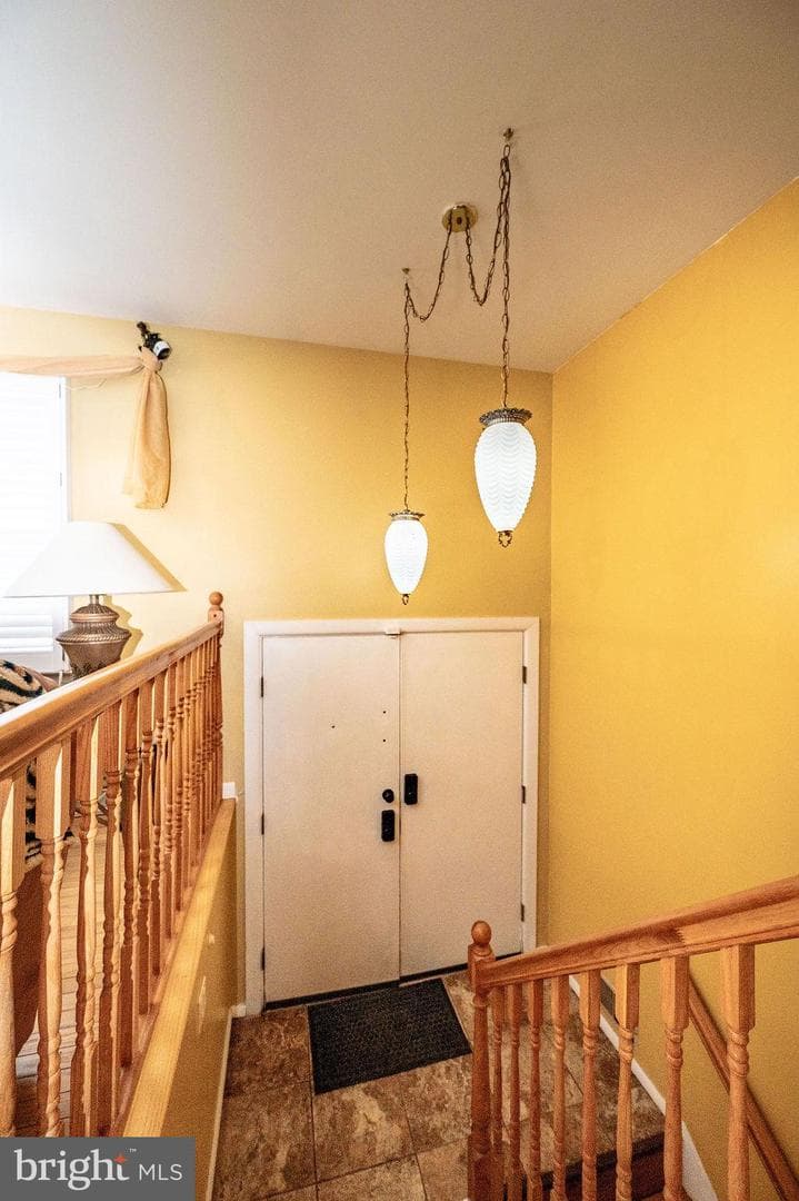 31 Hearthstone Drive photo 2