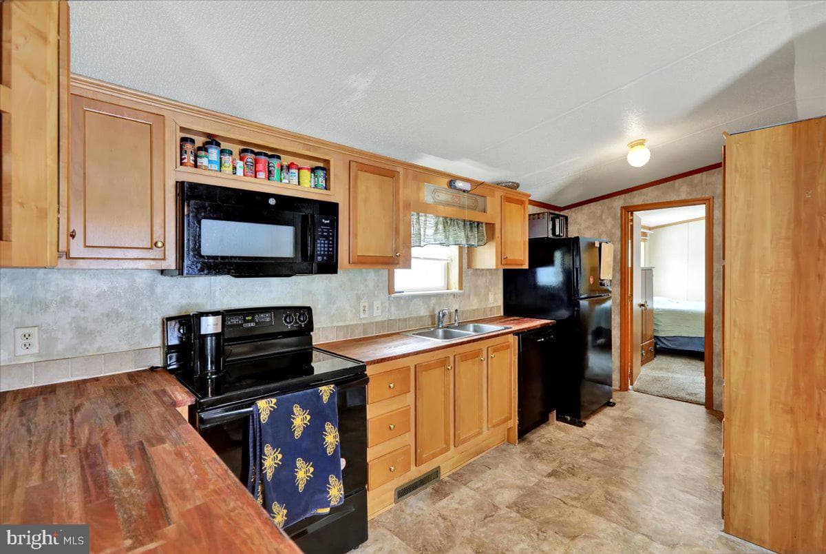 125 Tuckerton Road #916 photo 9