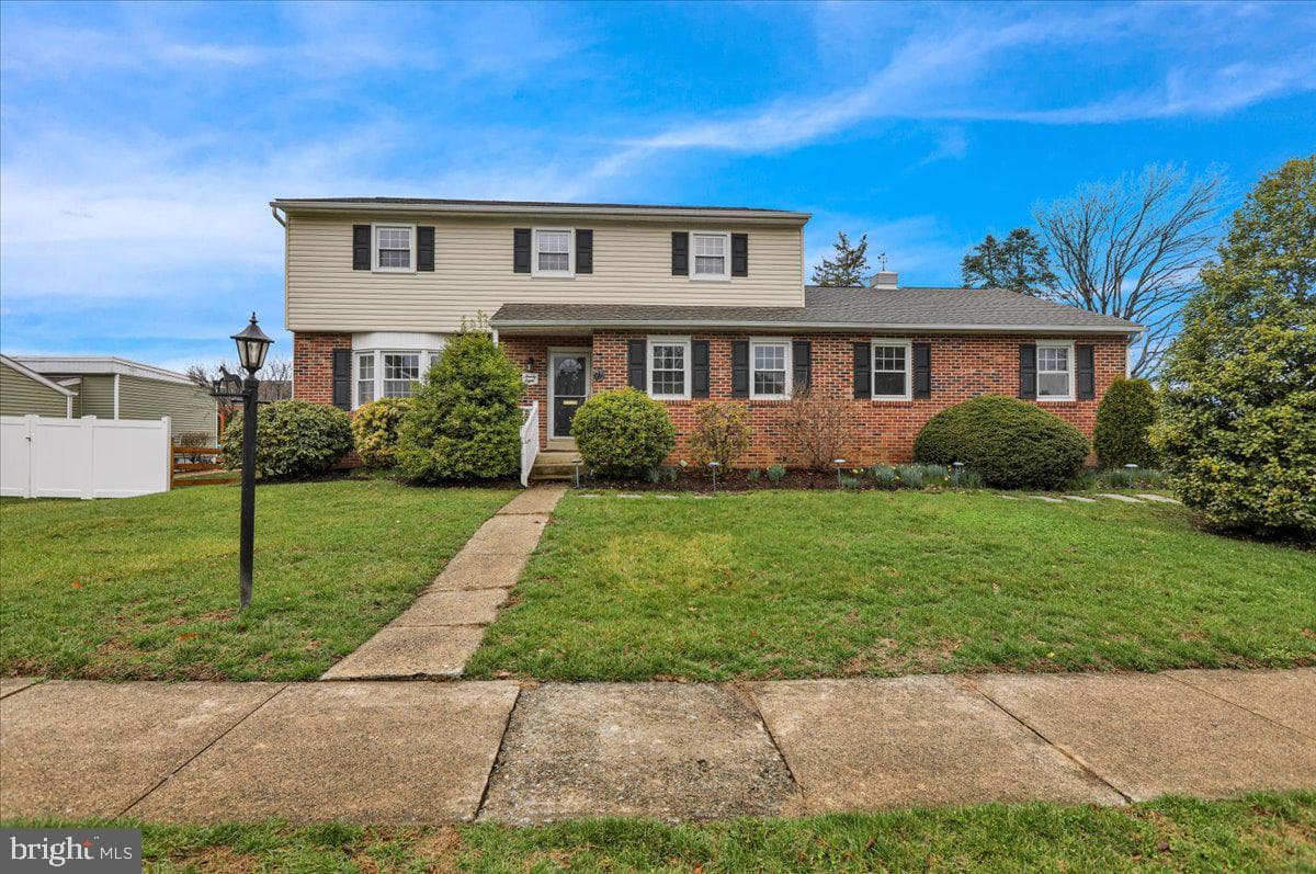28 Cheltenham Drive photo 2