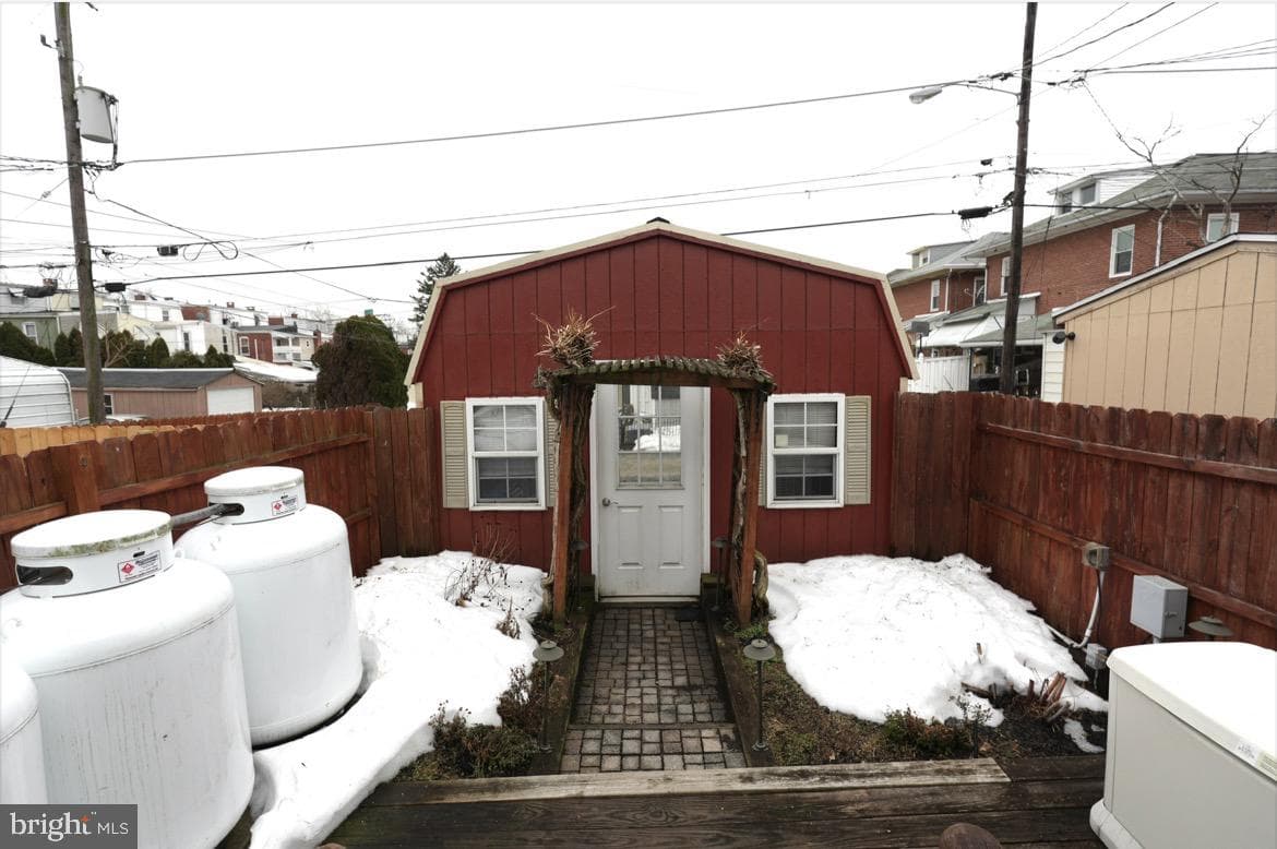 118 Jefferson Street photo 21