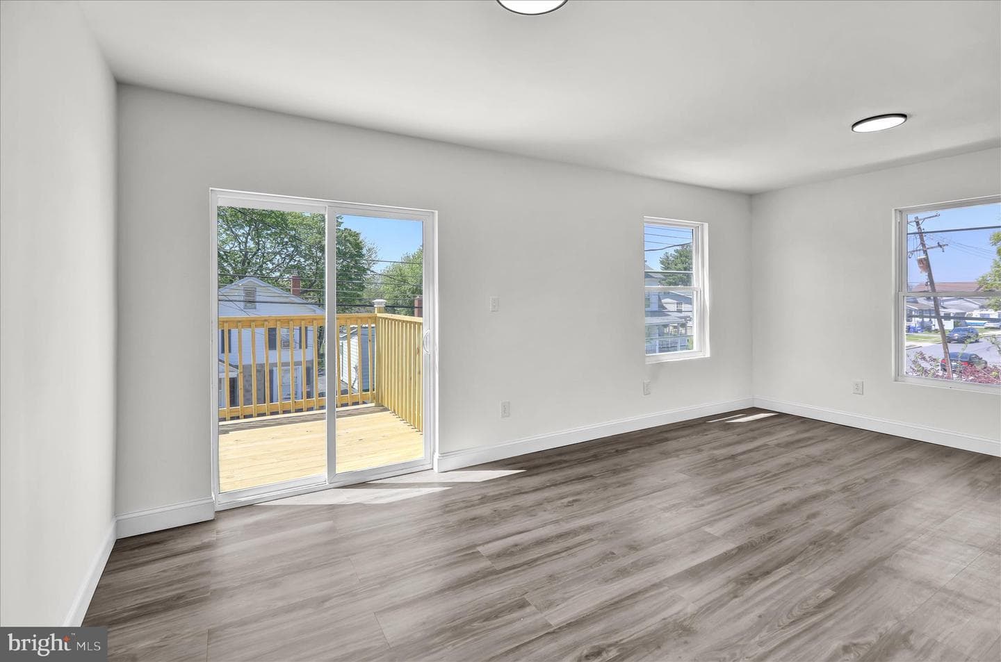 3313 Marion Street photo 24