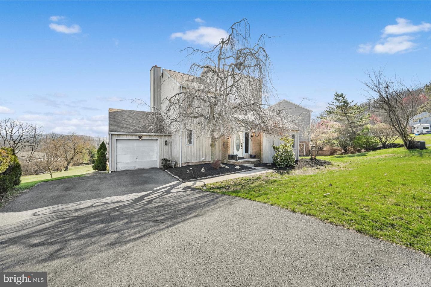 205 Pembroke Drive photo 5