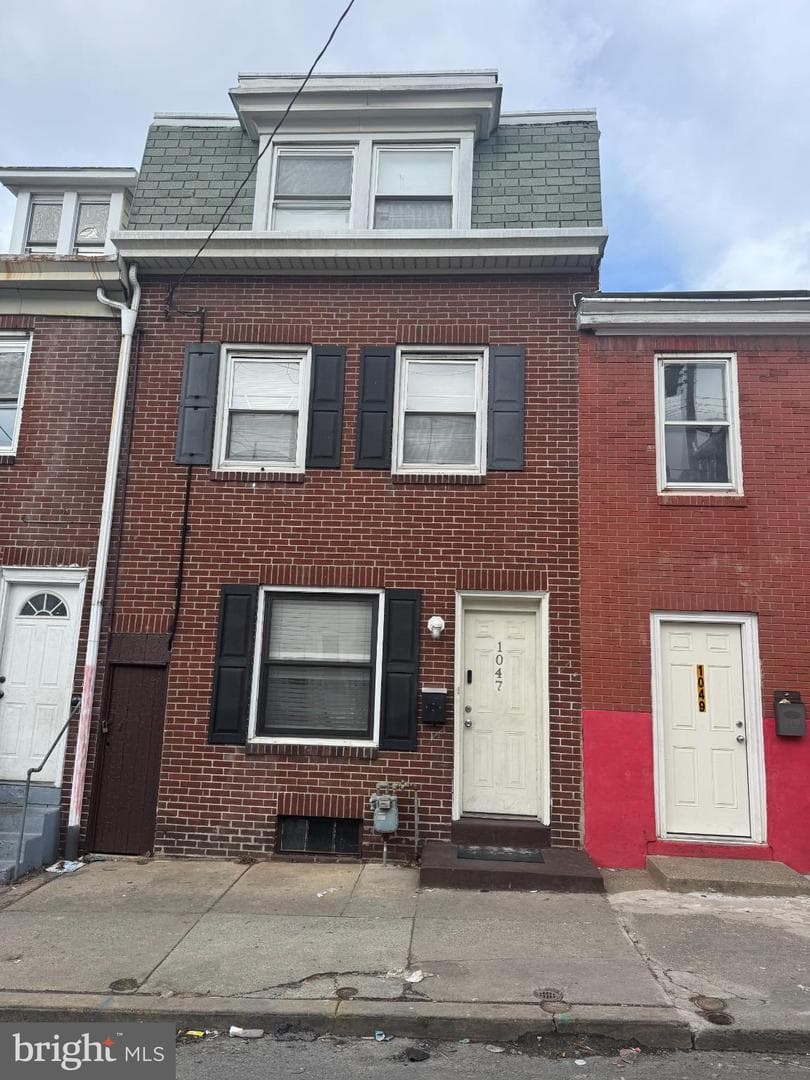 1047 Cotton Street SE, Reading