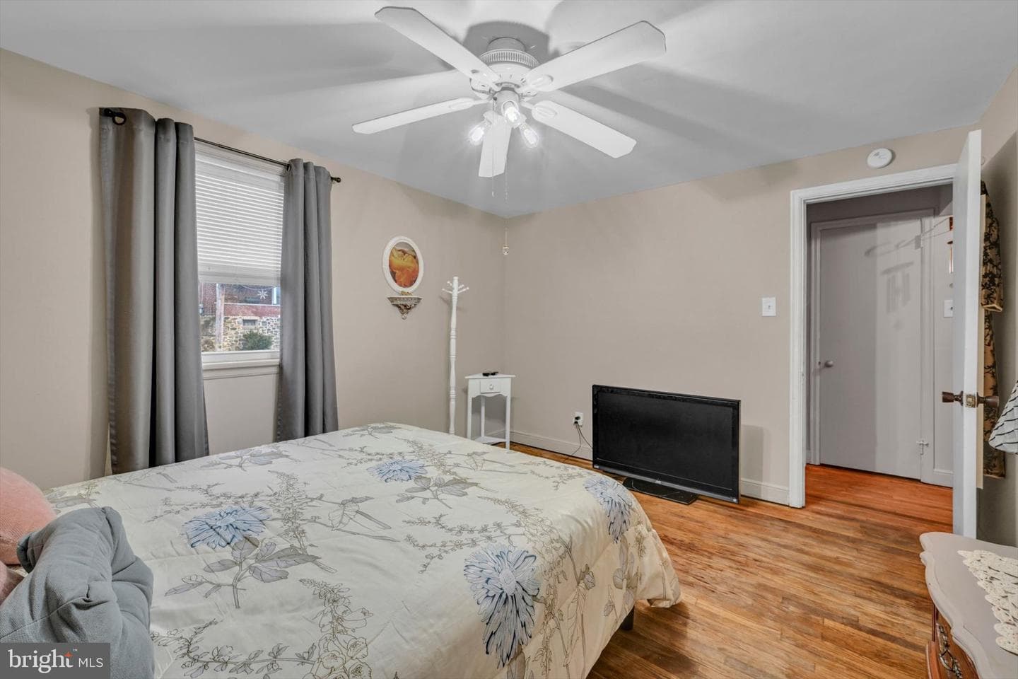 1425 N 13th Street photo 19
