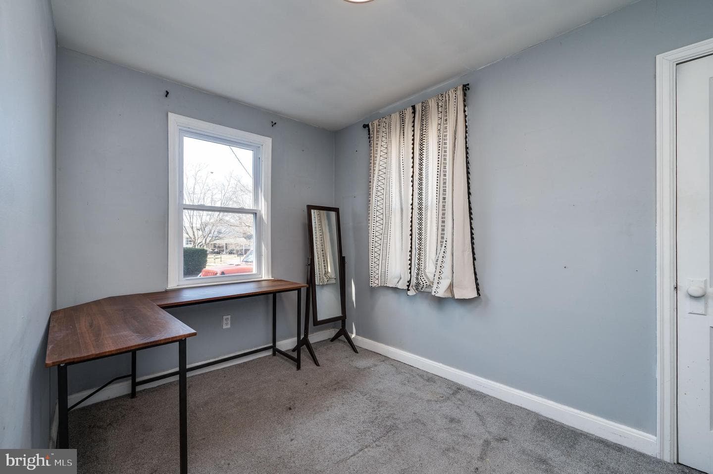 300 Mckinley Avenue photo 3