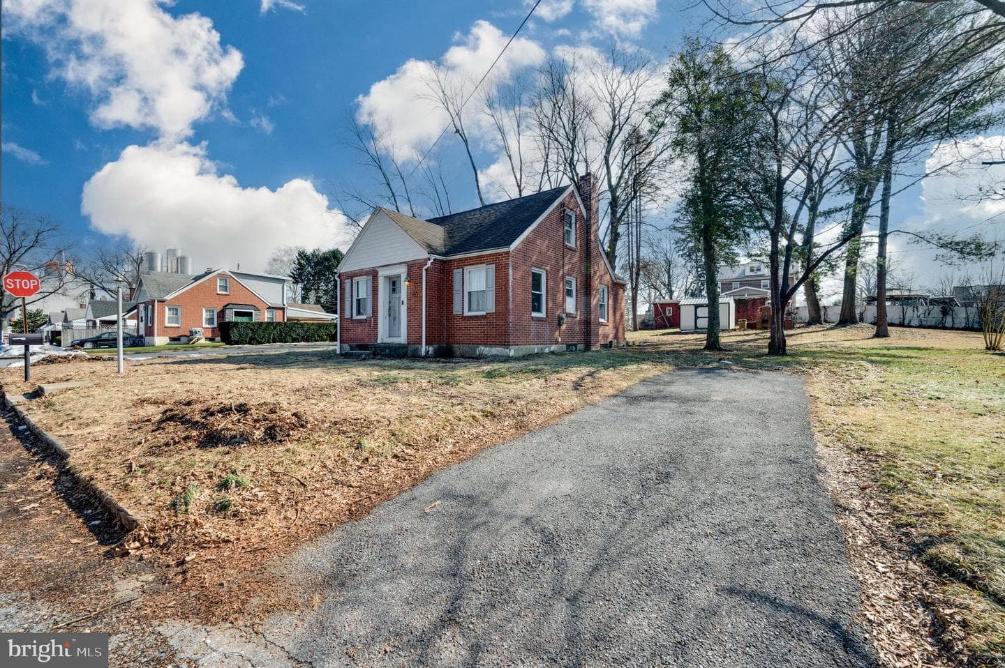 300 Mckinley Avenue photo 36