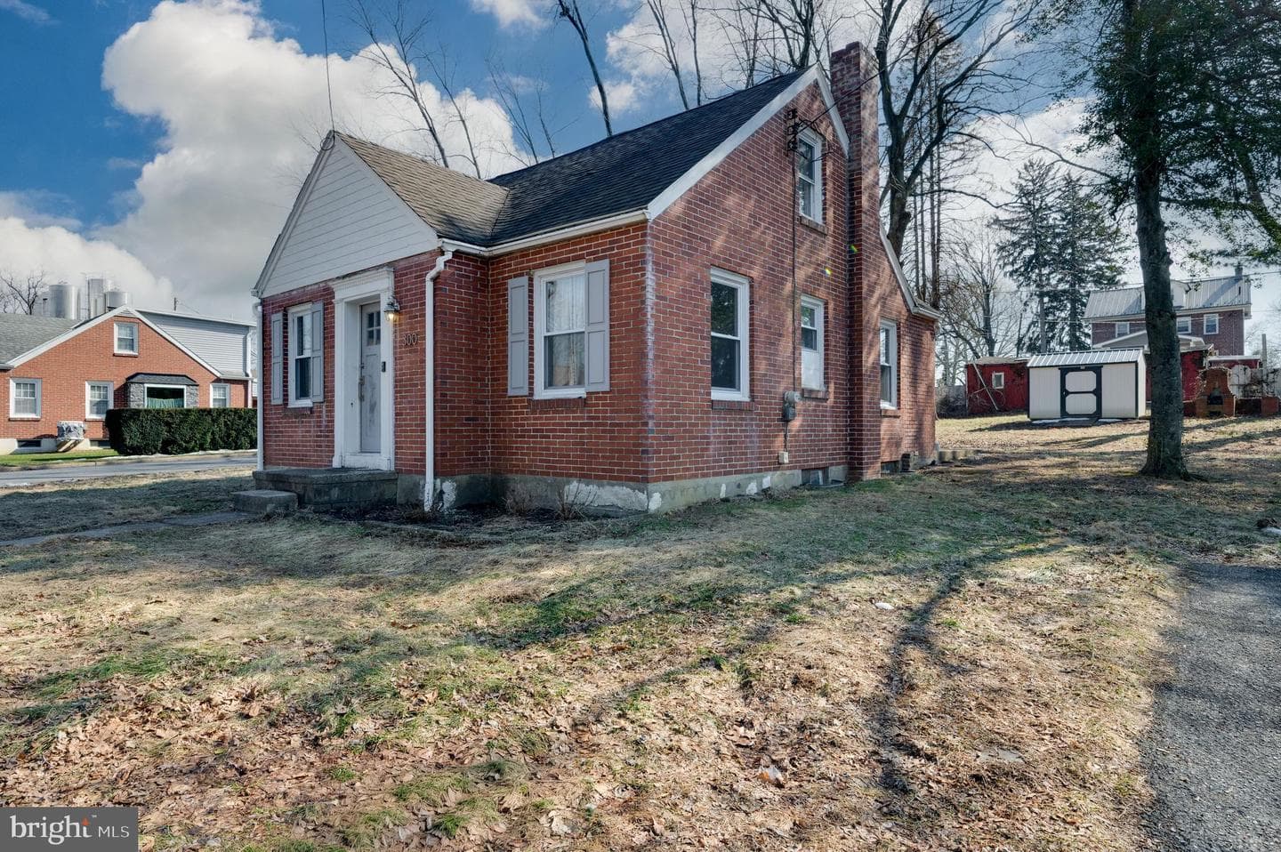 300 Mckinley Avenue photo 37
