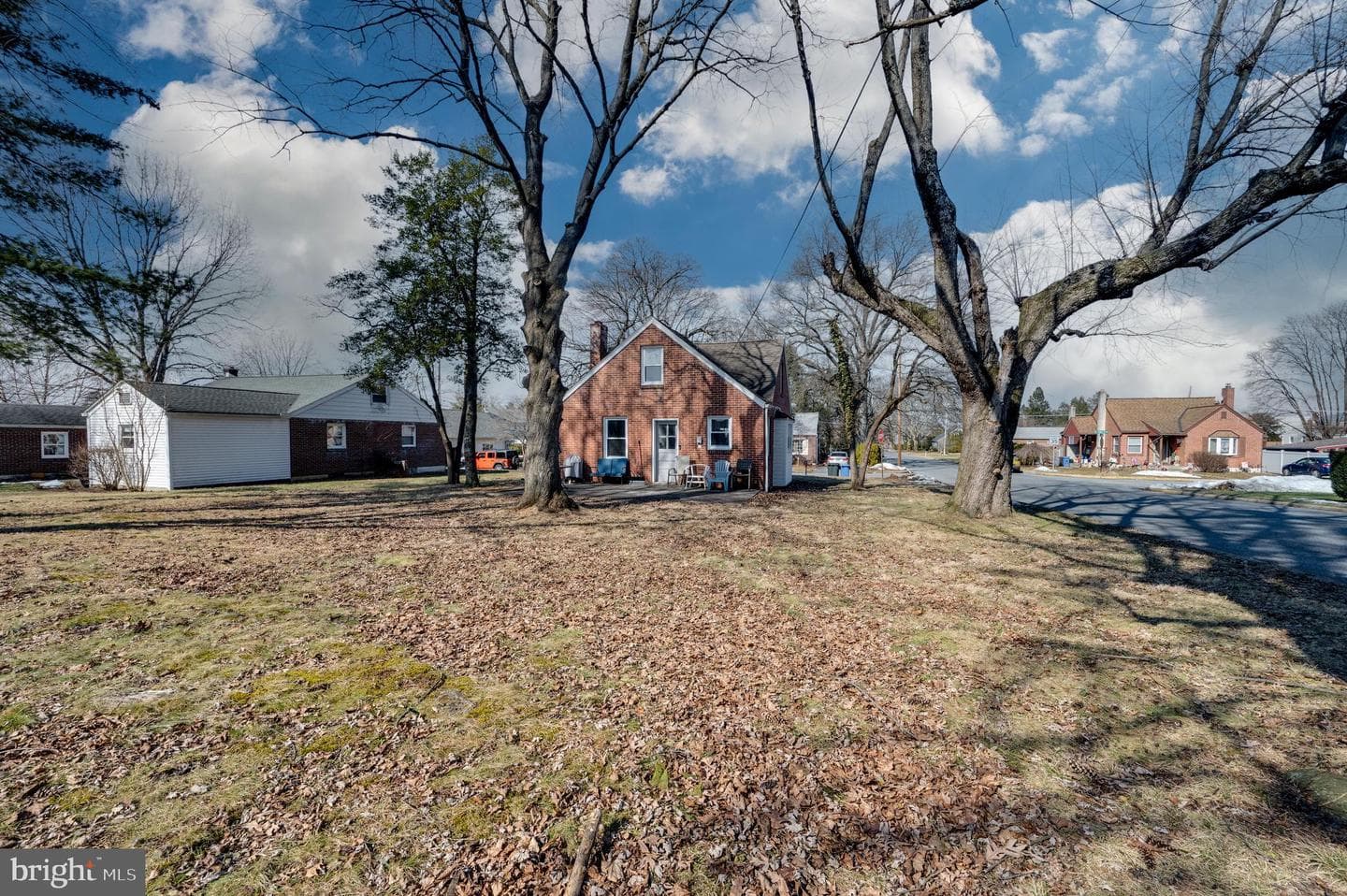 300 Mckinley Avenue photo 44