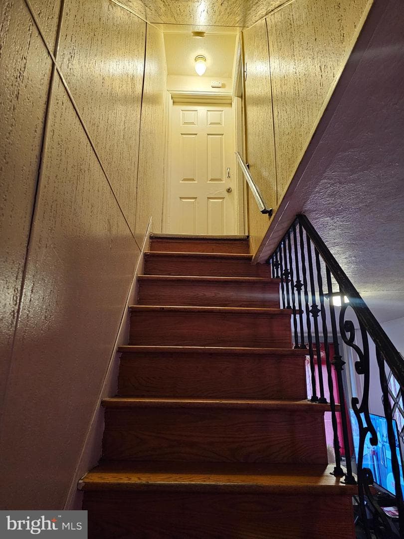 1035 Cotton Street photo 6