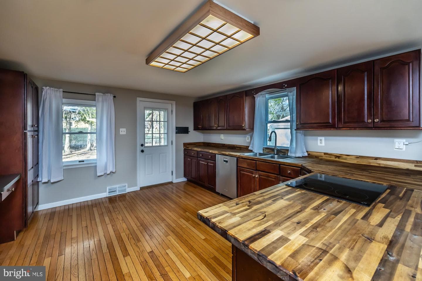 183 Worman Road photo 24
