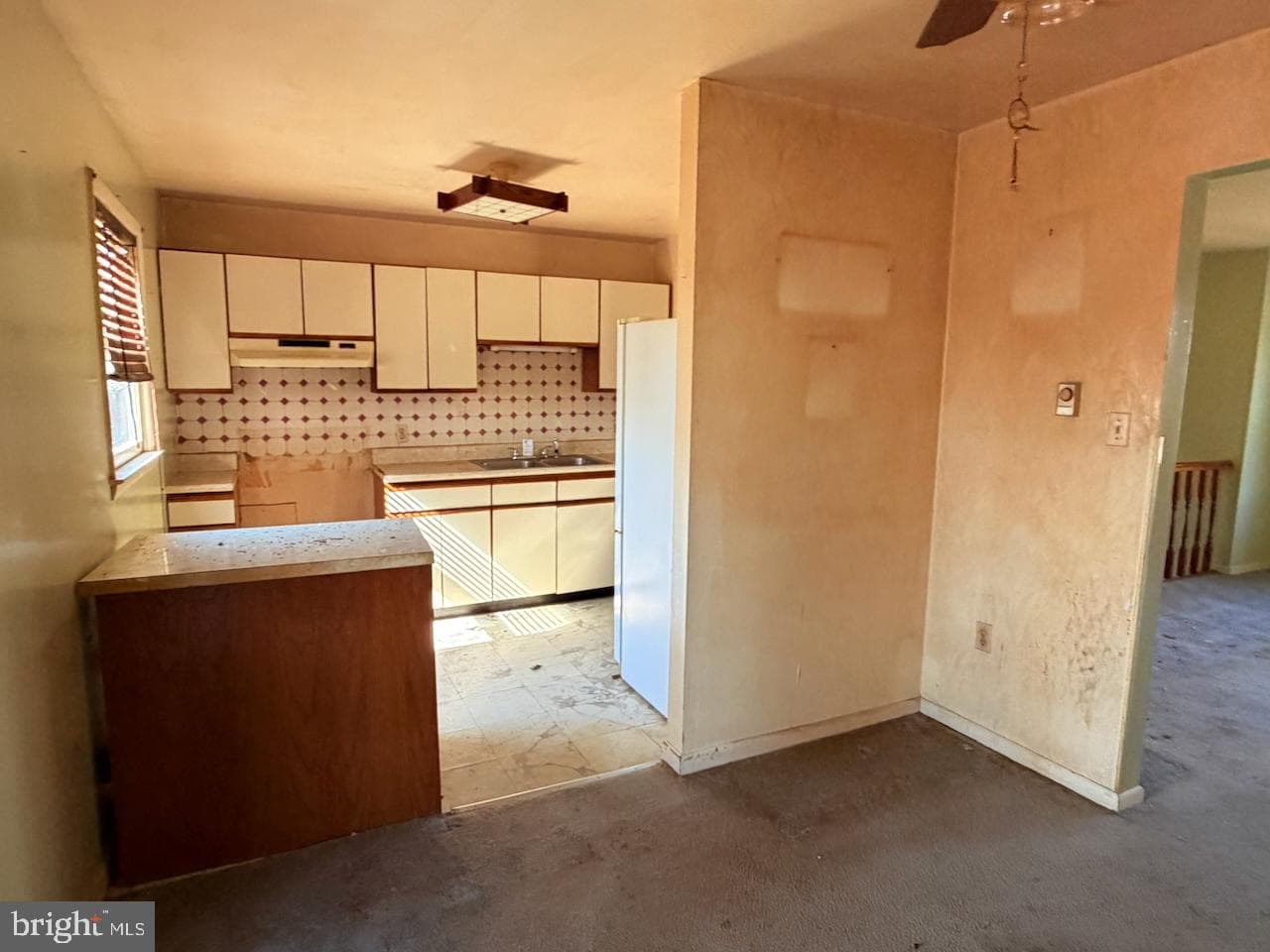 3804 Saint Lawrence Avenue photo 10