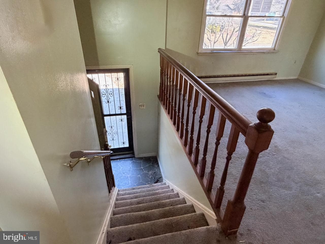 3804 Saint Lawrence Avenue photo 4