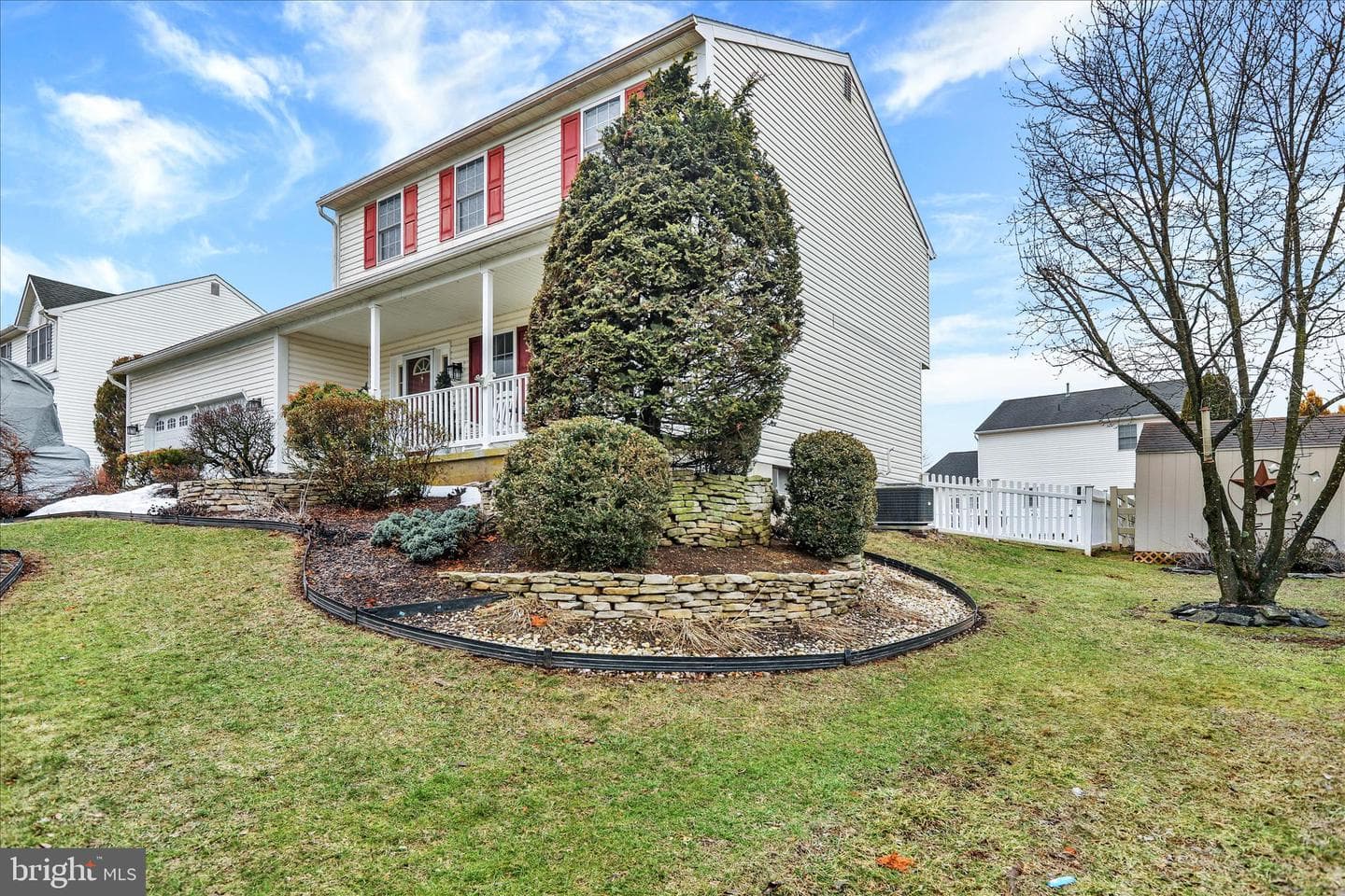 712 Pearl Street photo 4