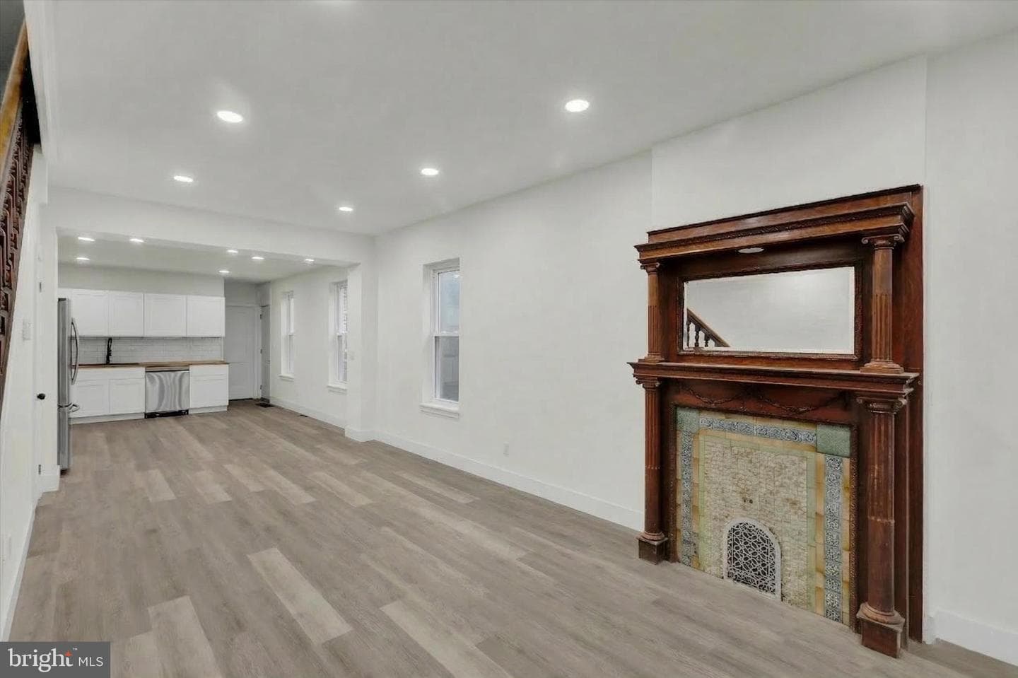 131 Elm Street photo 7