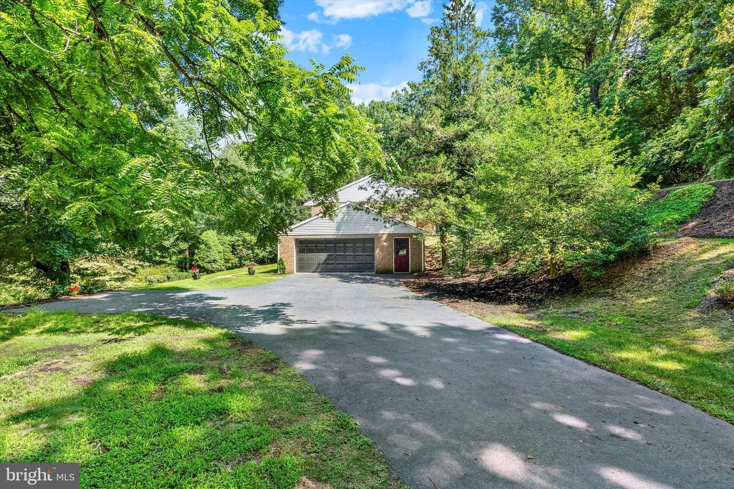 49 Fawn Drive photo 3