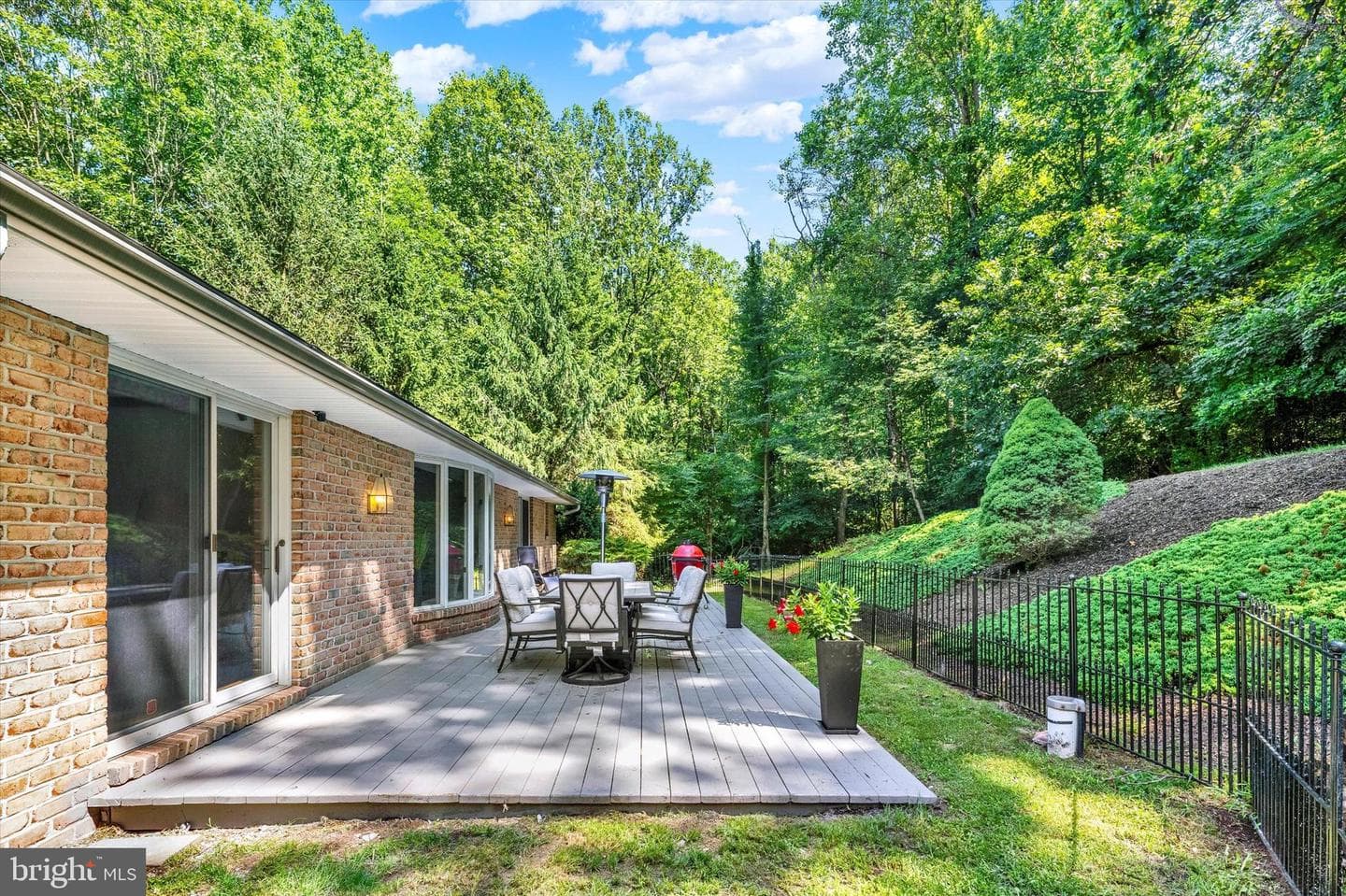 49 Fawn Drive photo 4