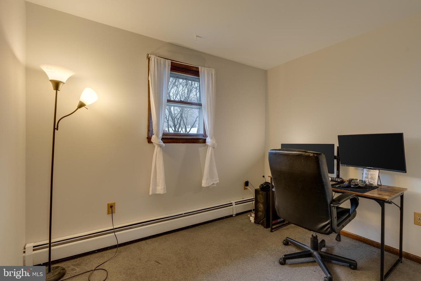 906 Berks Street photo 16