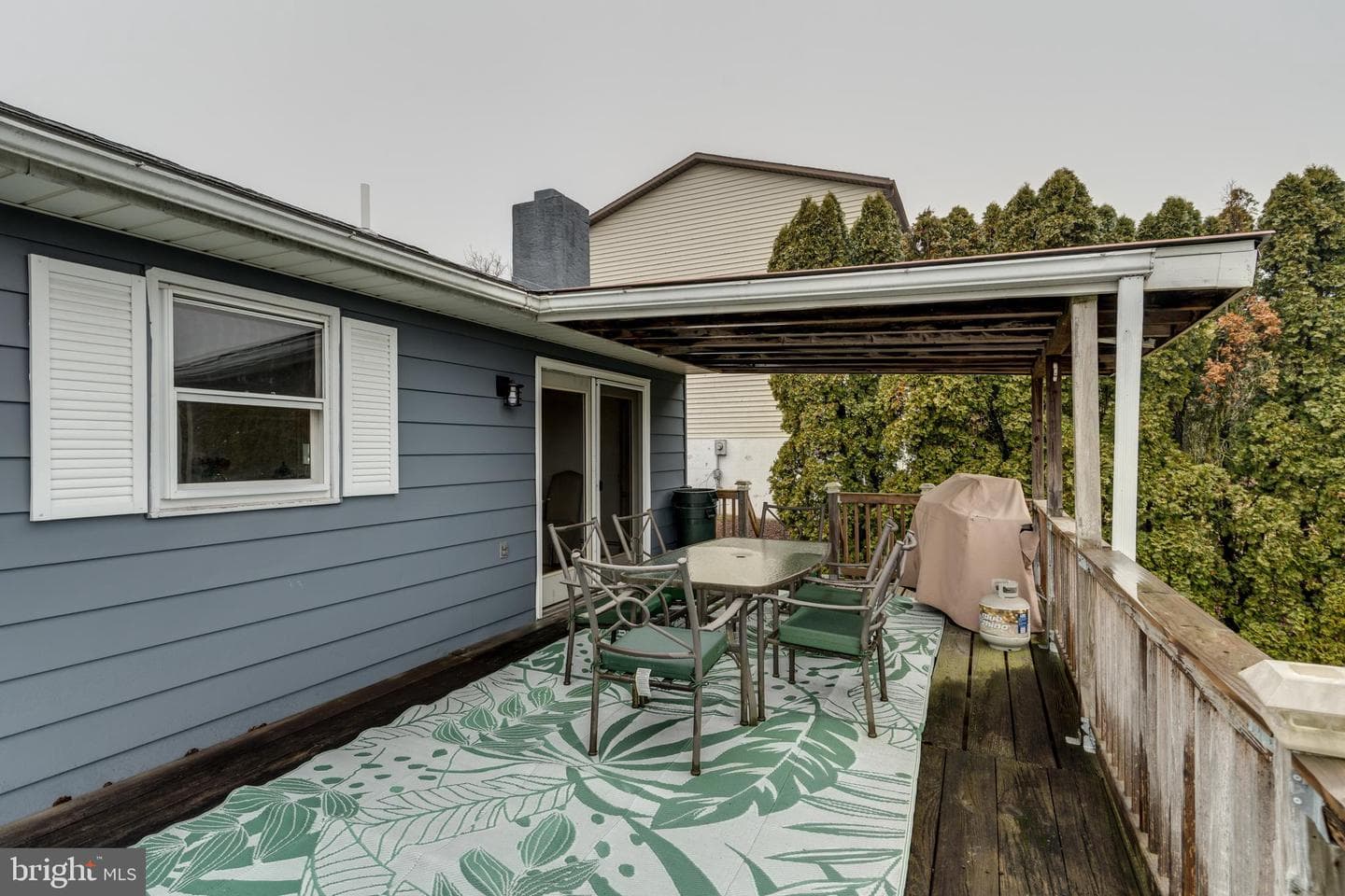 906 Berks Street photo 27