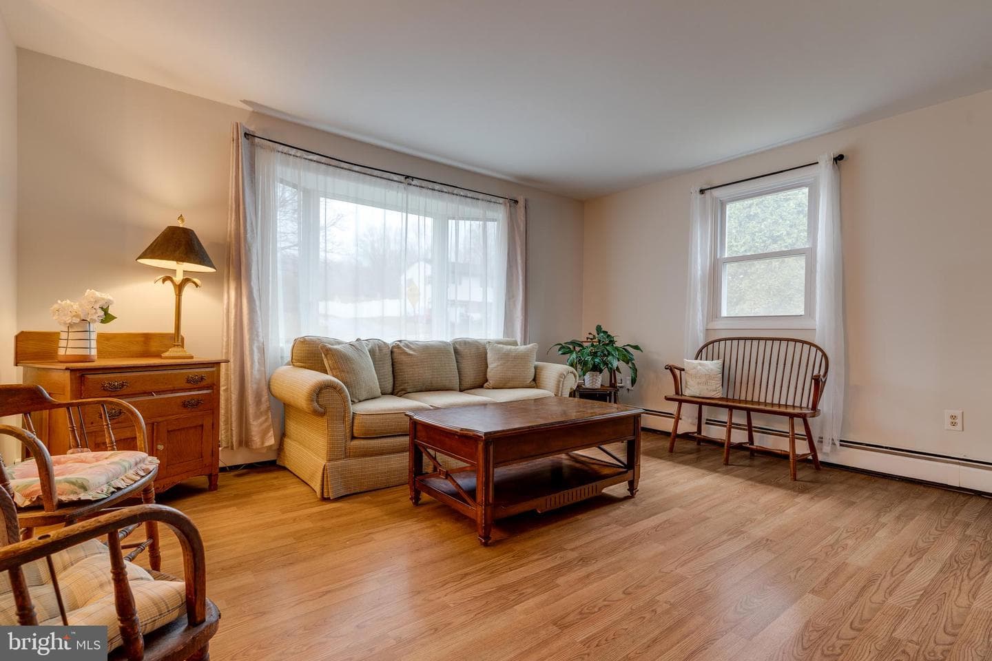 906 Berks Street photo 4