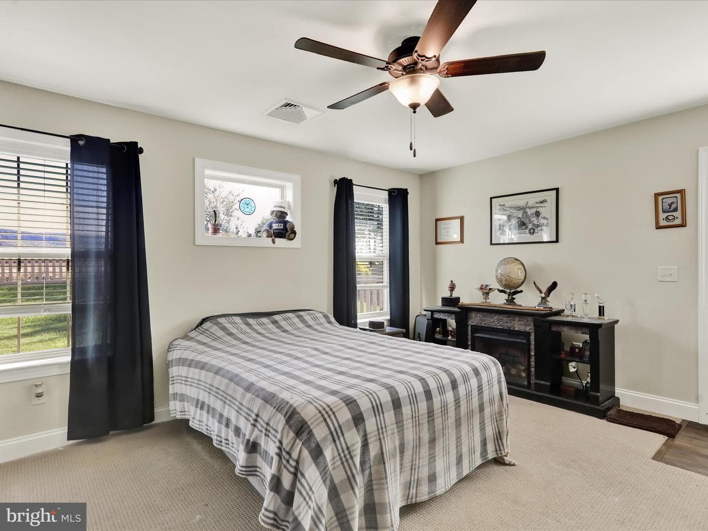 143 Rosebush Court photo 11