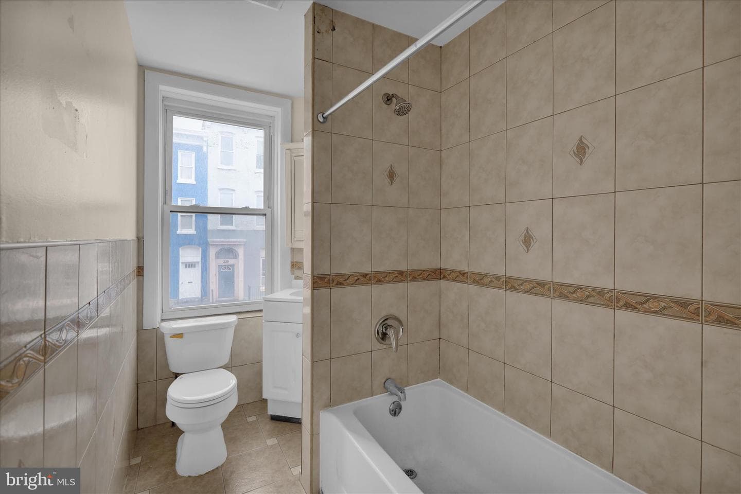 230 S 4th Street photo 10