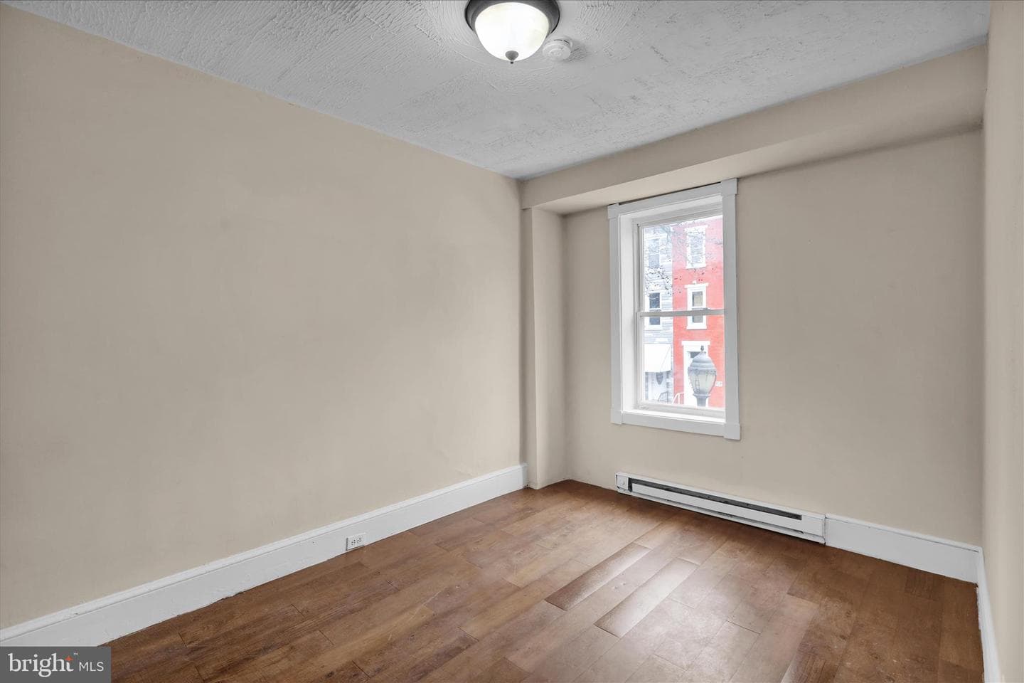 230 S 4th Street photo 12
