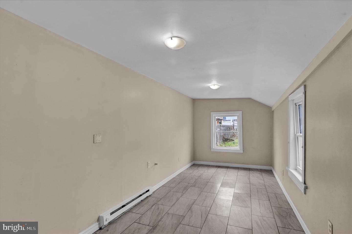 230 S 4th Street photo 7