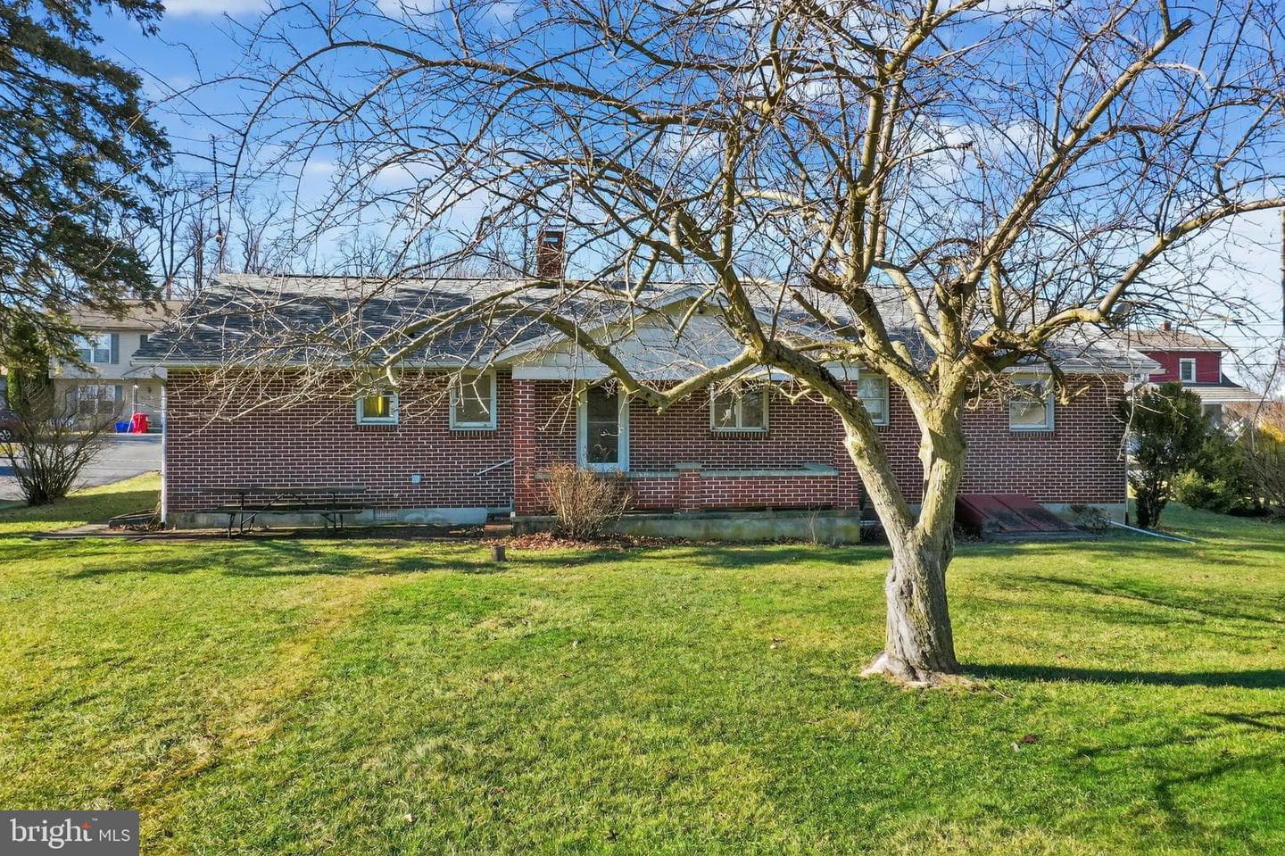 321 Lindbergh Avenue photo 23