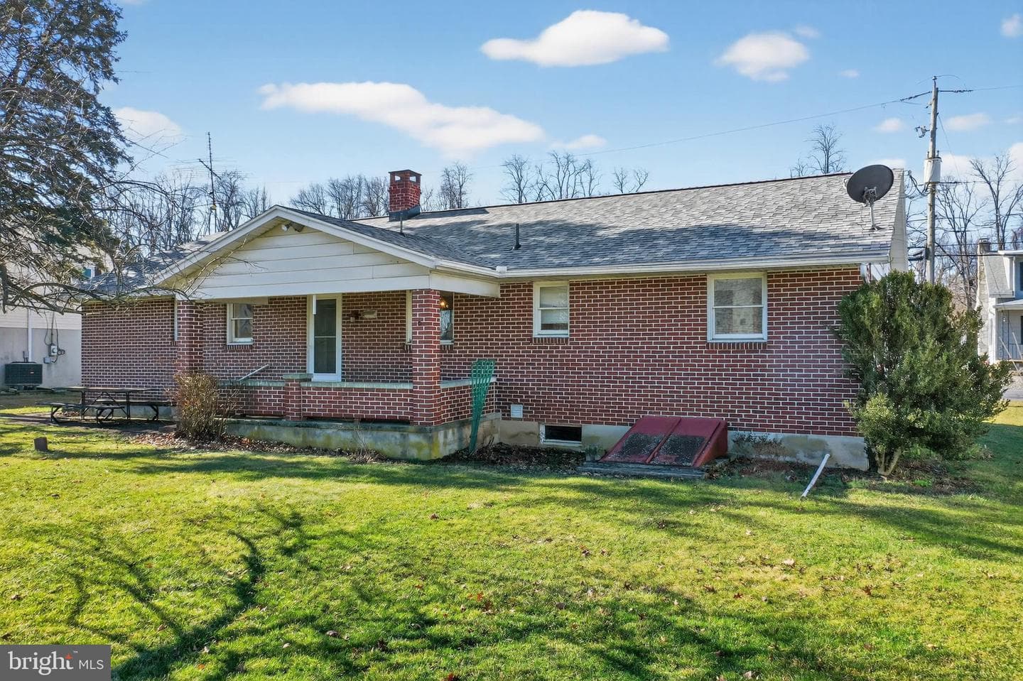 321 Lindbergh Avenue photo 24