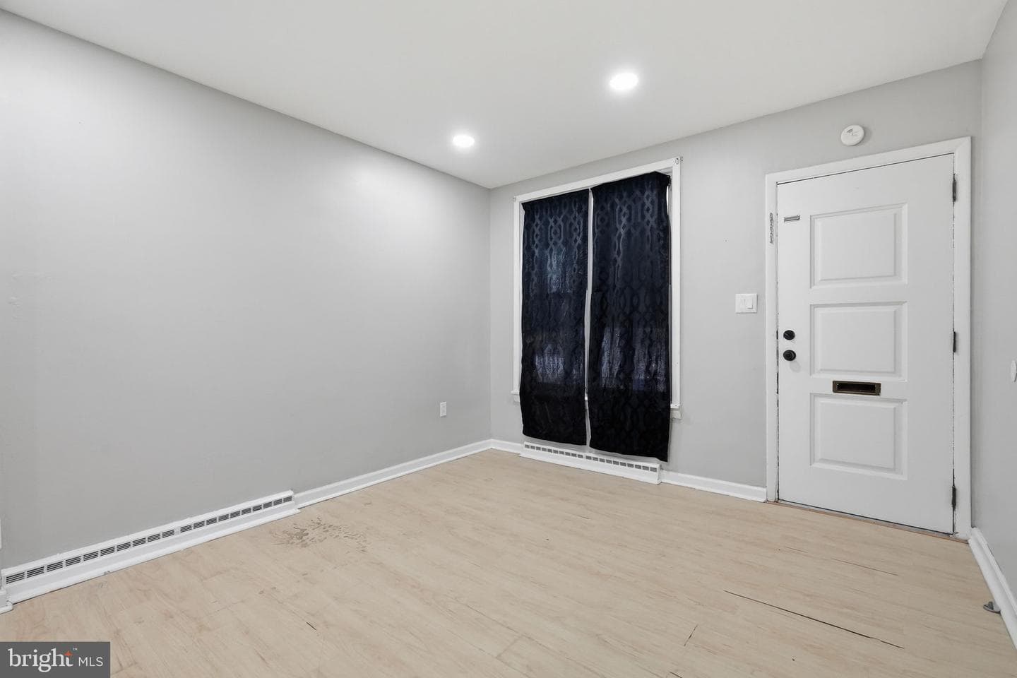 1043 Mulberry Street photo 12