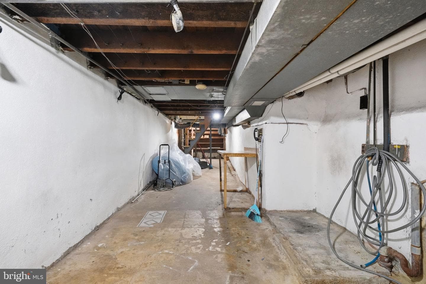 1043 Mulberry Street photo 42