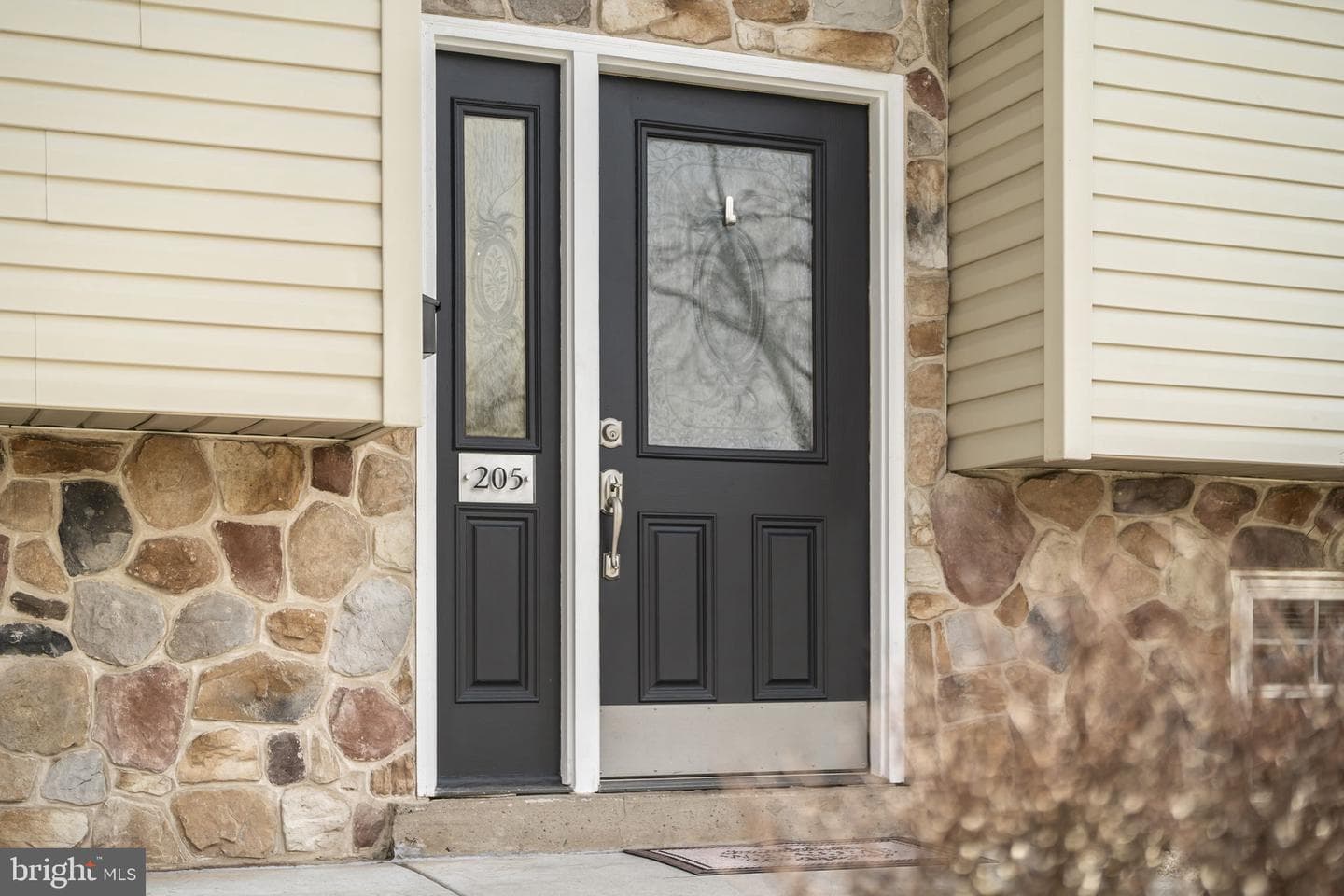 205 Hickory Lane photo 3