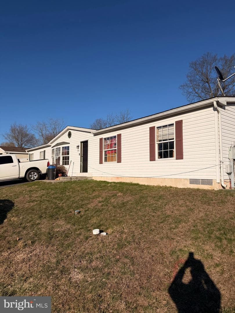 138 Heister Road photo 3
