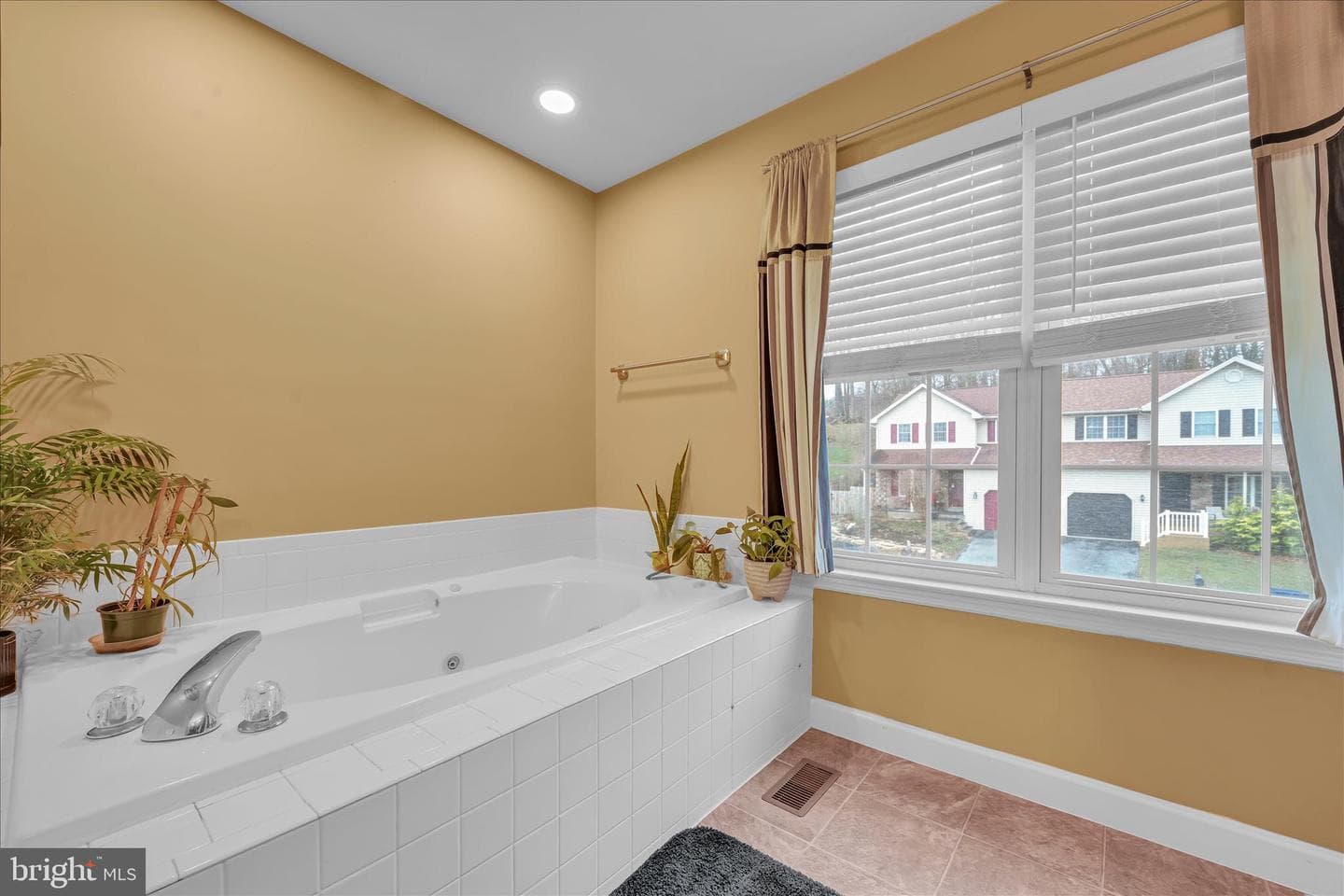 247 Bainbridge Circle photo 13