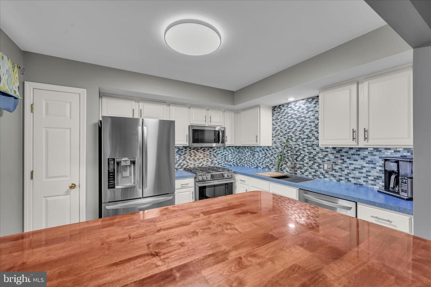 247 Bainbridge Circle photo 8