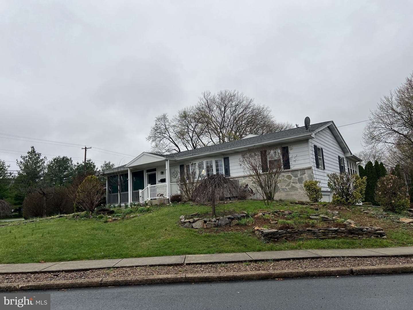 2 Locust Lane