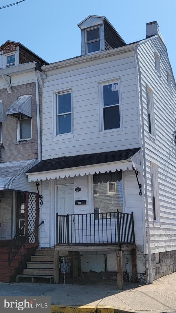 926 Greenwich Street photo 3